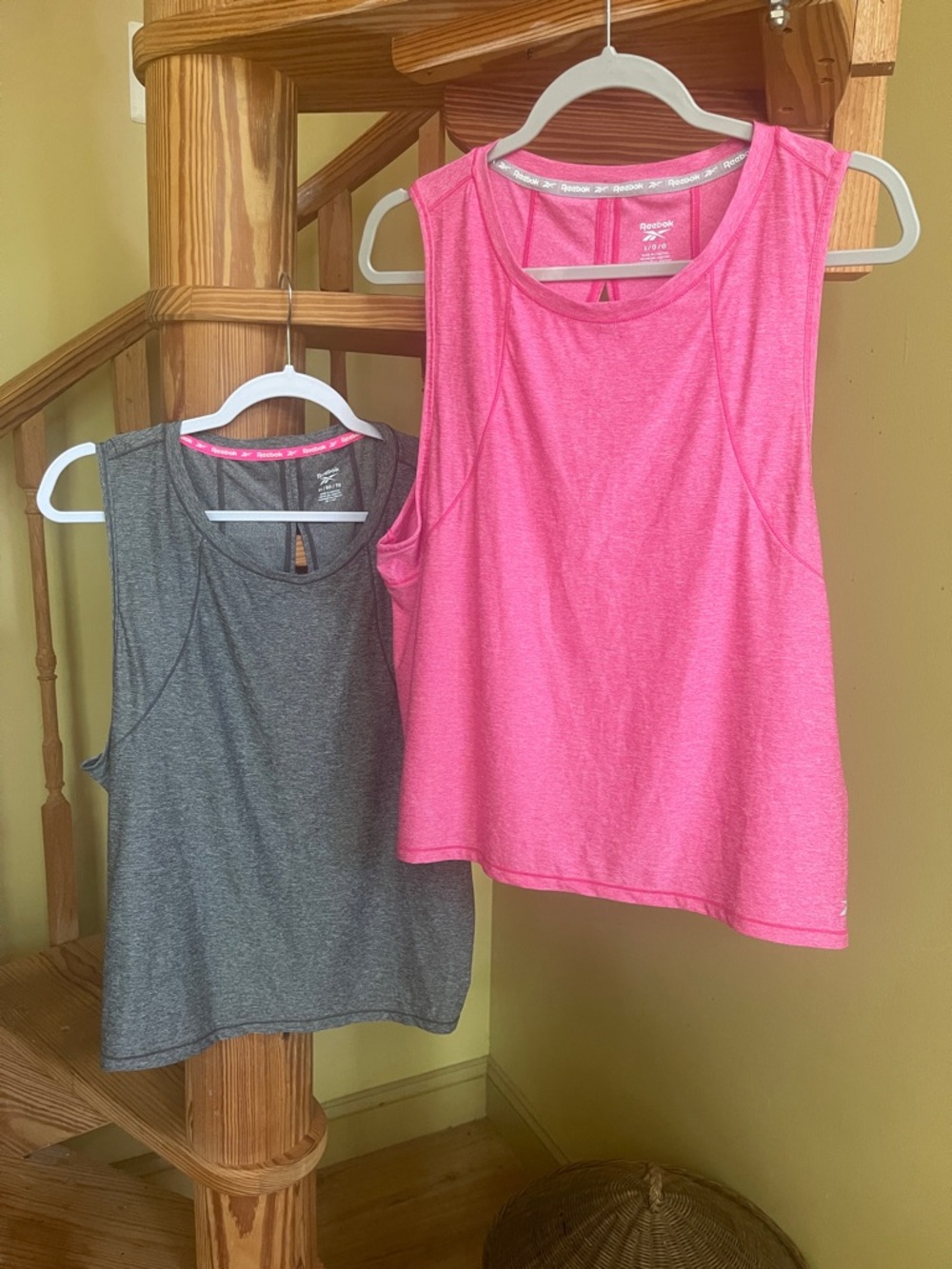Reebok Sport Tops/2